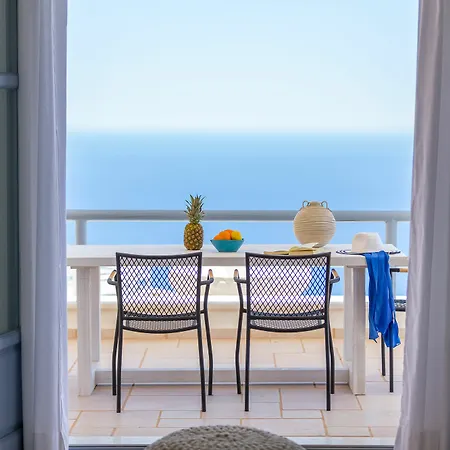 Enastron Villa Perissa (Santorini)